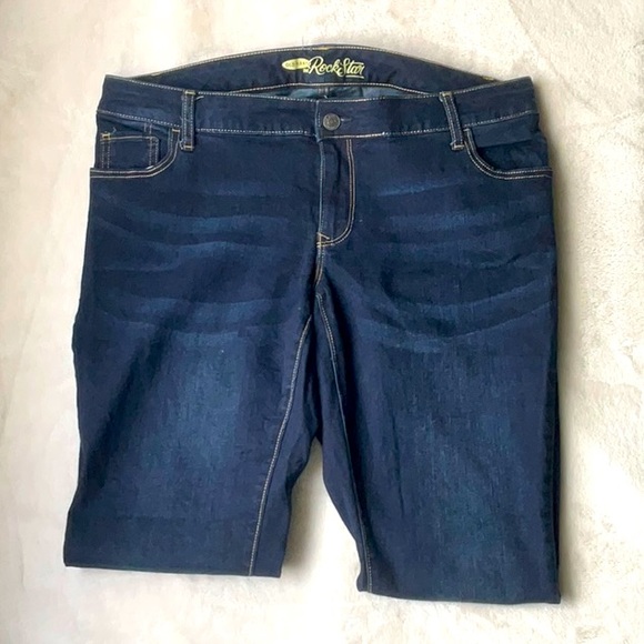 EUC: Old Navy - Rockstar, Skinny Jeans - Picture 4 of 4